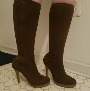 Heel boots